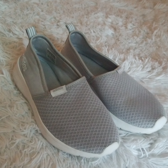 adidas Shoes - Adidas shoes slip on